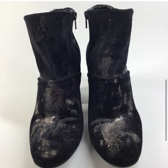 Charles David | Celeste Velvet Block Heel Booties in Black/Pewter - Picture 7 of 10